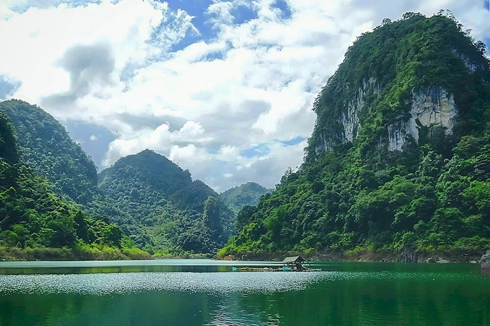 Thang Hen Lake is famous for its mysterious overnight water level changes